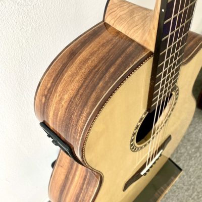 Guitar Bình Nguyên A700 – Gỗ Điệp Cao Cấp Viền Lúa – Bấm Êm + EQ Metb12 – Chuyên Dùng Biểu Diễn – Bán Chạy Nhất 7tr